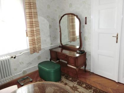 Ferienhaus in Budapest mit Garten - image 14