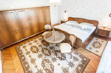 Ferienhaus in Budapest mit Garten - image 17