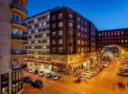 Roombach Hotel Budapest Center - image 10