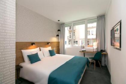 Roombach Hotel Budapest Center - image 13