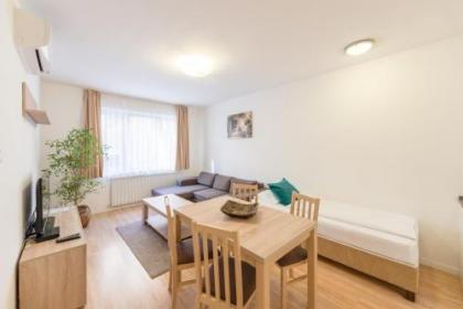 Prince Apartments - image 19