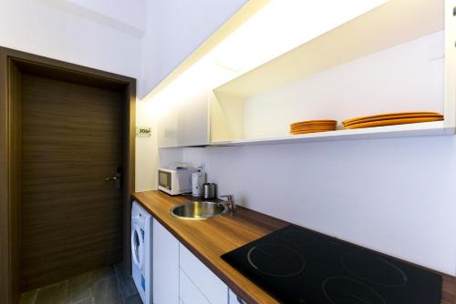 House Octogon - image 2