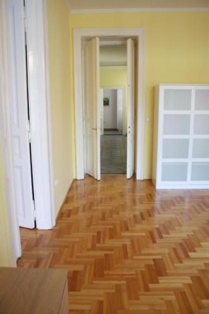 Alessia Apartment City Center - image 15