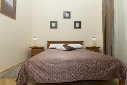 Budapest Bed and Breakfast - image 17