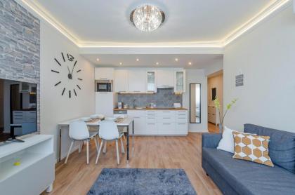 Royal Danube Apartments - image 7