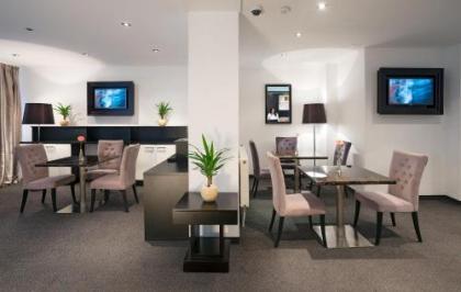 Bastion Hotel Budapest - image 17