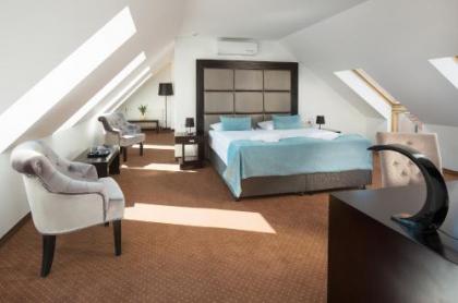 Bastion Hotel Budapest - image 8