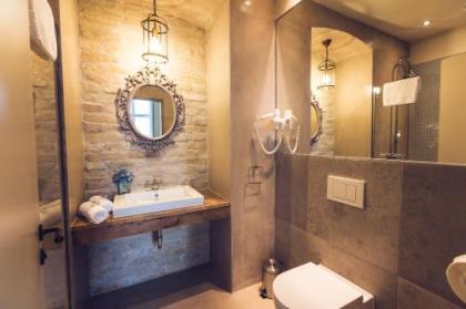 Heritage Home Apartments - image 14