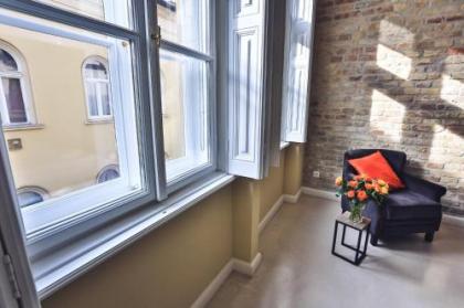 Heritage Home Apartments - image 2