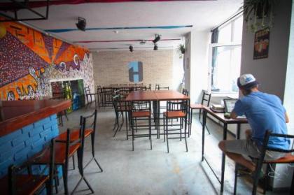 Hostel One Budapest - image 2