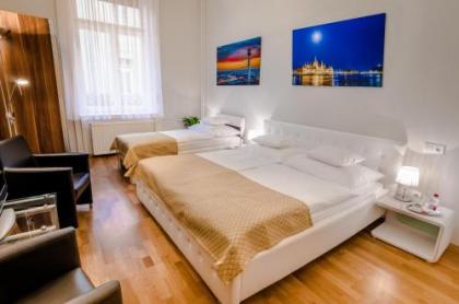 Anabelle Bed and Breakfast - image 1