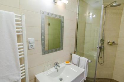Anabelle Bed and Breakfast - image 4