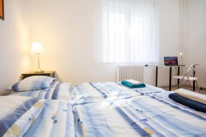 Andrássy Apartment with Inside Parking - image 4