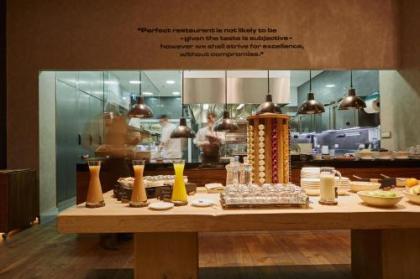 Prestige Hotel Budapest - image 13