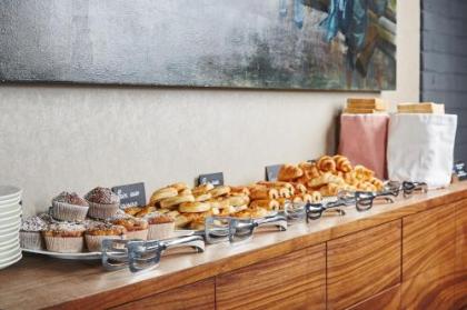 Prestige Hotel Budapest - image 14