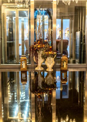 Prestige Hotel Budapest - image 4