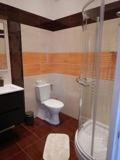 All In Apartman - image 18