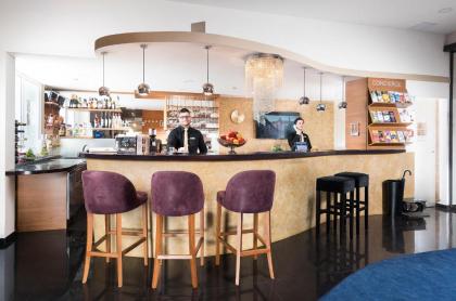 Bo33 Hotel Family & Suites - image 12