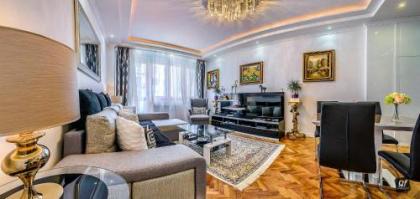 VIP Apartments Budapest - image 1