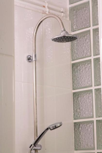 Judy and Sandor Apartmen - image 10