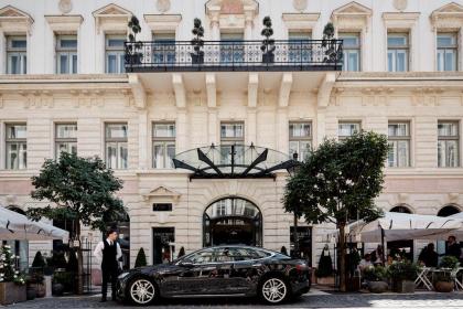 Aria Hotel Budapest by Library Hotel Collection - image 5