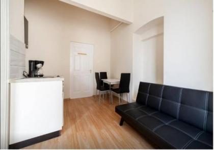 SparrOwl Apartments - image 15