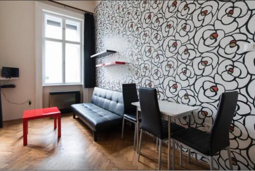 SparrOwl Apartments - image 4