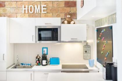 happy home Budapest BLUE - image 7