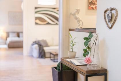 Paulay Apartment - image 1