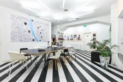 The Magazine Hotel & Apartments - image 8