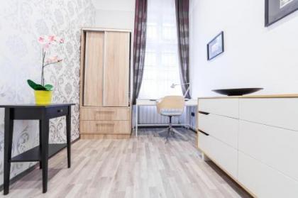 Real Apartments Semmelweis - image 12