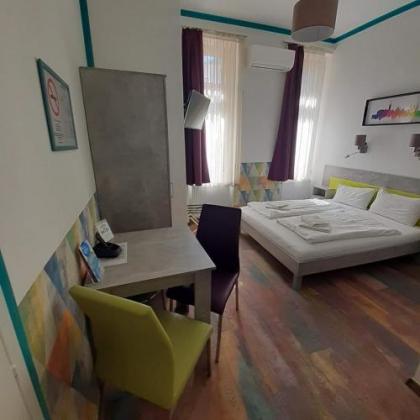 Amber Terrace Studios - image 2