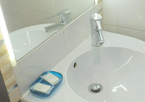 Focus Point Apartments - image 4