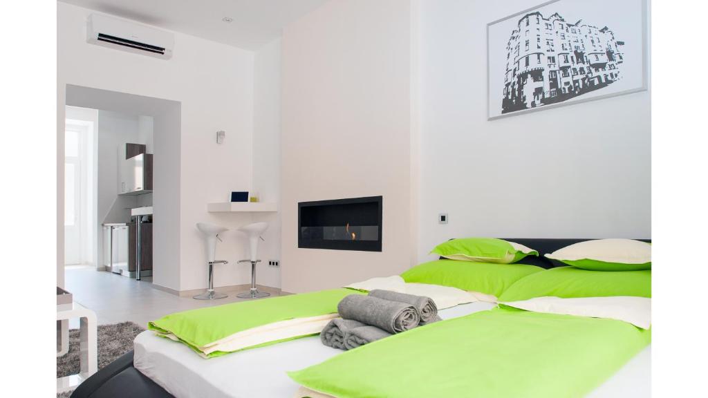 In the City Budapest Apartments - image 4
