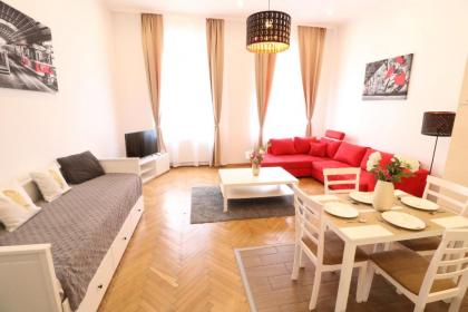 Real Apartments Révay - image 1
