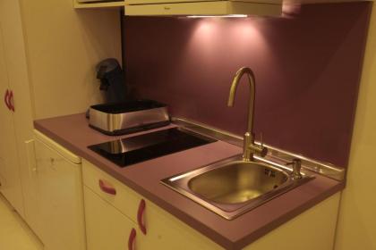 Szenes-House Apartman - image 11