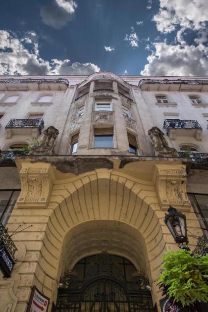 Boutique Apartment - image 17