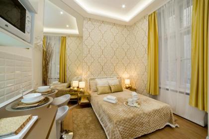 Budapest Holidays Harmony - image 12