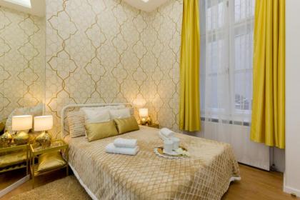 Budapest Holidays Harmony - image 16