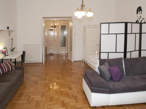 Alice Apartment - image 4