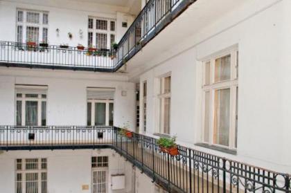 Diana Apartment On Váci Utca - image 2