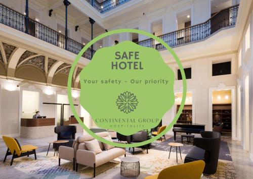 Hotel Moments Budapest - main image