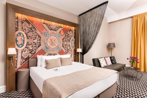 Hotel Moments Budapest - image 2