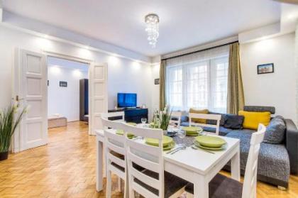 Real Apartments Kertész - image 10