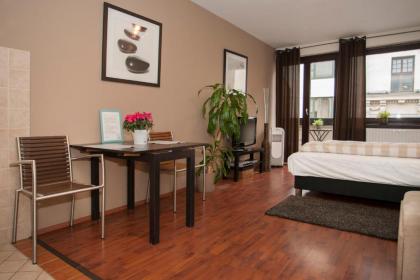 Gloria Apartment - image 15