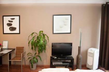 Gloria Apartment - image 4