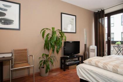 Gloria Apartment - image 9