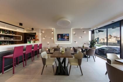 Budget Hotel Victoria - image 8