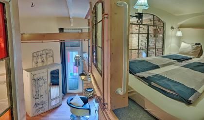 Lavender Circus Apartments - image 19