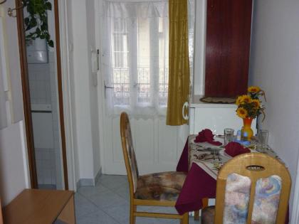 Joe Apartman Budapest - image 13